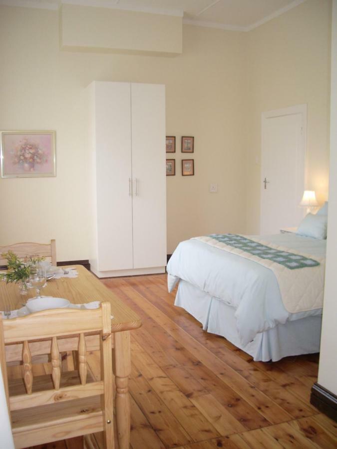 Dee'S Bnb Pretoria-Noord Exterior foto